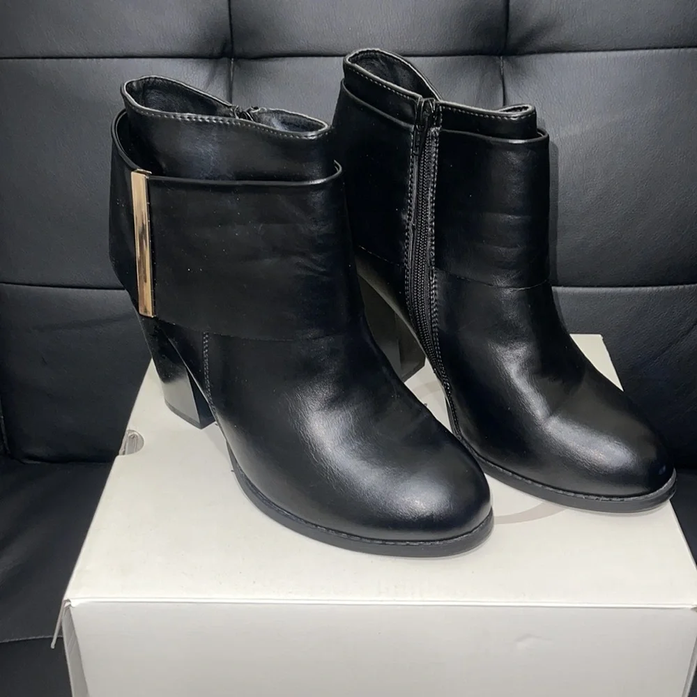 C Comfort EST 1946 Womens Size 10 Black Leather Boots - Picture 3 of 12